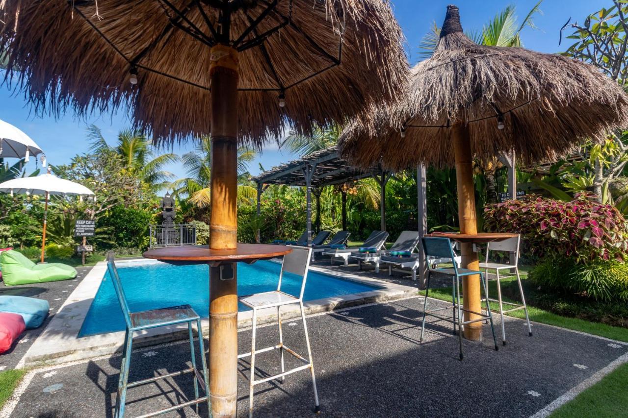D-Anyar Stay And Surf Canggu Экстерьер фото